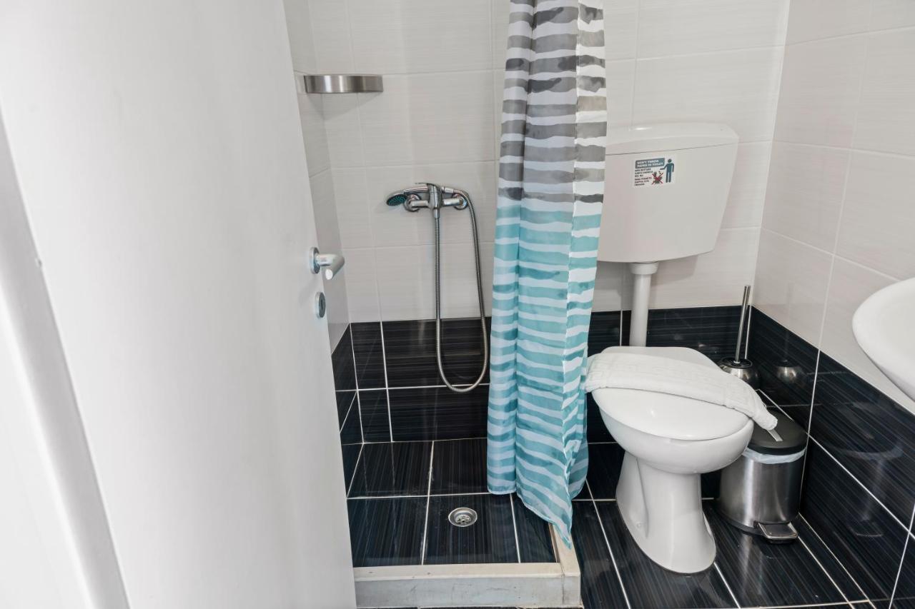 Oceanis Rooms Mikros Gialos Exterior foto